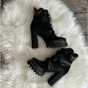 Louis Vuitton Star Trail Boots